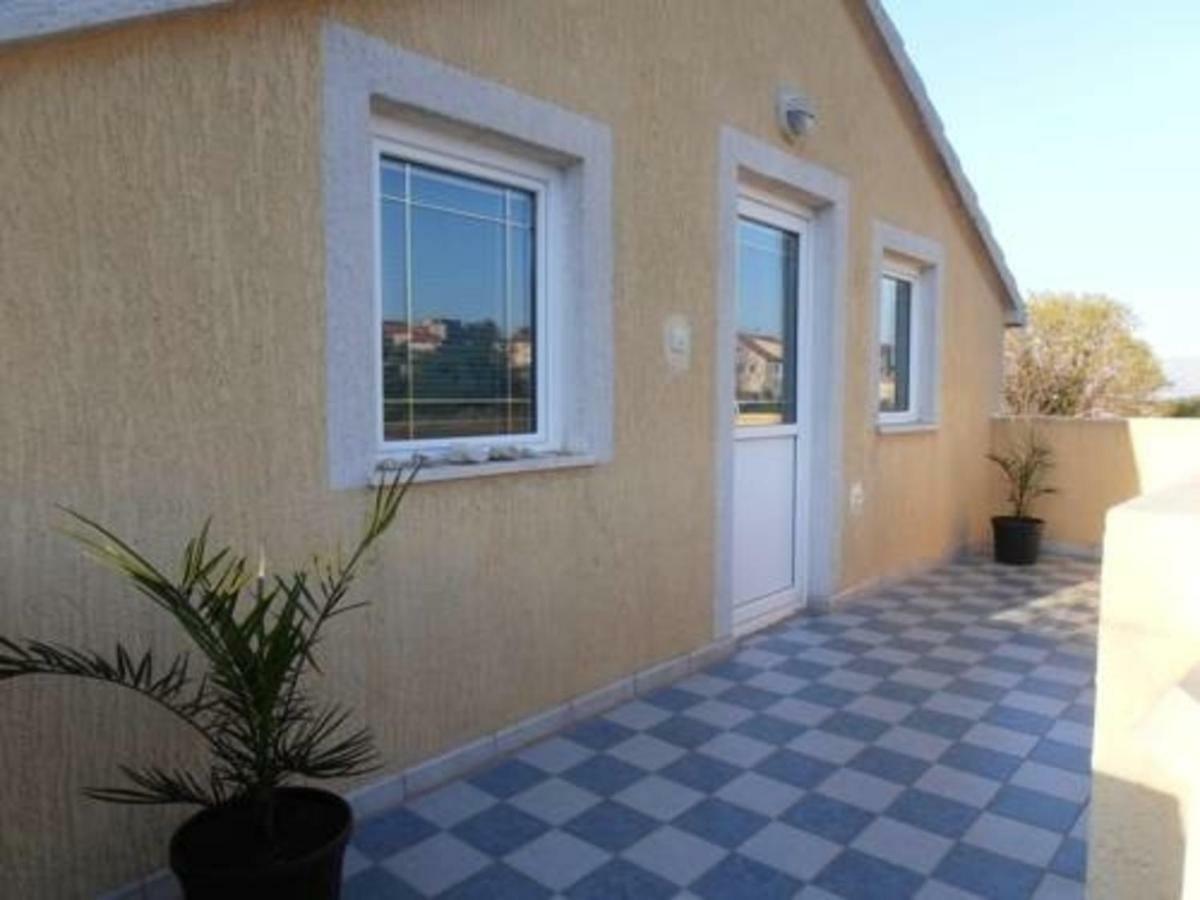 Apartamento Jenny'S House Supetar Exterior foto